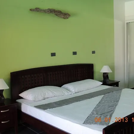 El Sabanero Beach Hotel