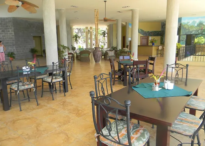 Resort El Sabanero Playa Flamingo